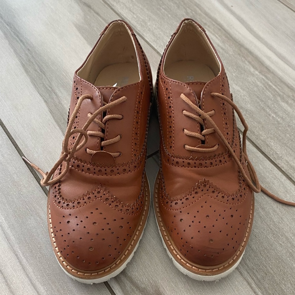 NWOT Kenneth Cole reaction boys dress shoes